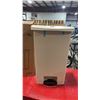 Image 2 : RUBBERMAID COMMERCIAL SLIMJIM STEP-ON WASTE RECEPTACLE *IN BOX*