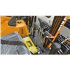 Image 5 : MIVA VA15 YELLOW 13.5 HP GAS POWERED RUBBER TRACK MINI EXCAVATOR WITH ATTACHED DIGGING