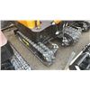 Image 6 : MIVA VA15 YELLOW 13.5 HP GAS POWERED RUBBER TRACK MINI EXCAVATOR WITH ATTACHED DIGGING