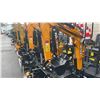 Image 3 : MIVA VA15 YELLOW 13.5 HP GAS POWERED RUBBER TRACK MINI EXCAVATOR WITH ATTACHED DIGGING