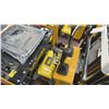 Image 5 : AGT INDUSTRIAL H12R YELLOW 13.5 HP GAS POWERED RUBBER TRACK MINI EXCAVATOR WITH ATTACHED