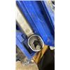Image 3 : HEAVY DUTY INDUSTRIAL TORQUE WRENCH IN HARD TRANSPORT CASE