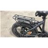 Image 8 : Y20 GREY ELECTRIC FOLDABLE E-BIKE - 75 KM RANGE, HYDRAULIC DISC BRAKES, 7 LEVELS, LCD DISPLAY,