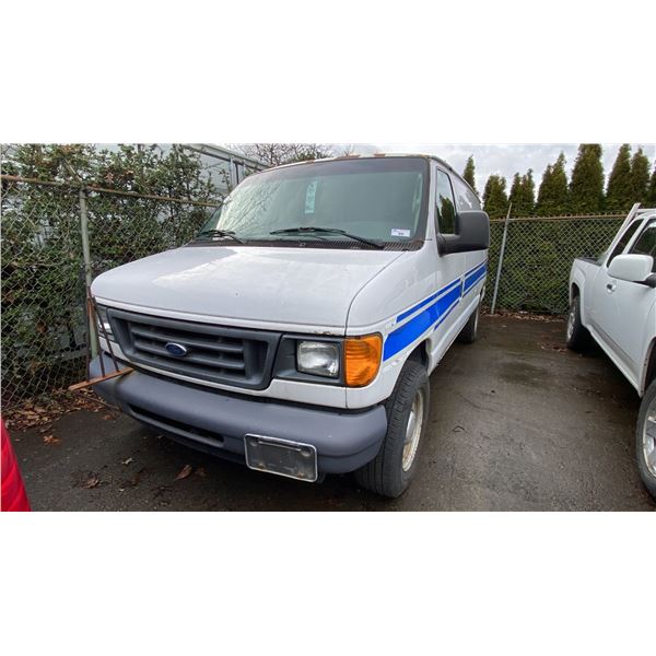 2006 FORD E150, 3DR CARGO VAN, WHITE, VIN 1FTRE14W96DA66934,