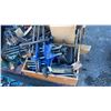 Image 2 : PALLET OF UNDER TABLE MOUNTED INDUSTRIAL VICES & PARTS *MAY NEED REPAIR*