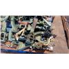 Image 2 : PALLET OF ASSORTED BROWN BOGGS CO TABLE MOUNTED METAL BENDERS