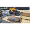 Image 2 : 2 CASES OF MITRE MAESTRO WOMENS SIZE 7 CLEATS *12 PAIRS PER CASE*