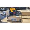 Image 2 : 2 CASES OF MITRE MAESTRO WOMENS SIZE 7 CLEATS *12 PAIRS PER CASE*