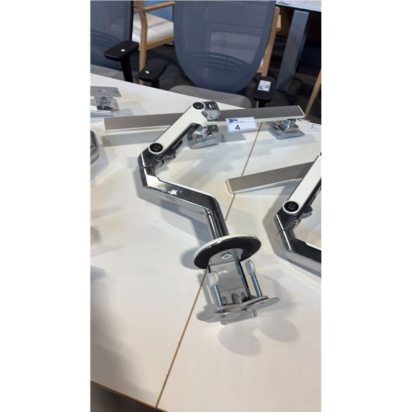 HUMANSCALE  DUAL ARTICULATING MONITOR STAND