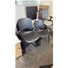 Image 1 : 6 BLACK PLASTIC AND 1 GREY STACKING SIDE CHAIRS