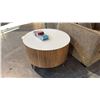 Image 1 : KIMBALL 30" ROUND COFFEE TABLE