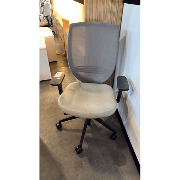 KIMBALL GREY MESH BACK TASK CHAIR