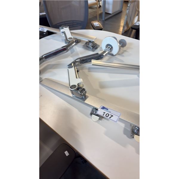 HUMAN SCALE DUAL ARTICULATING MONITOR STAND