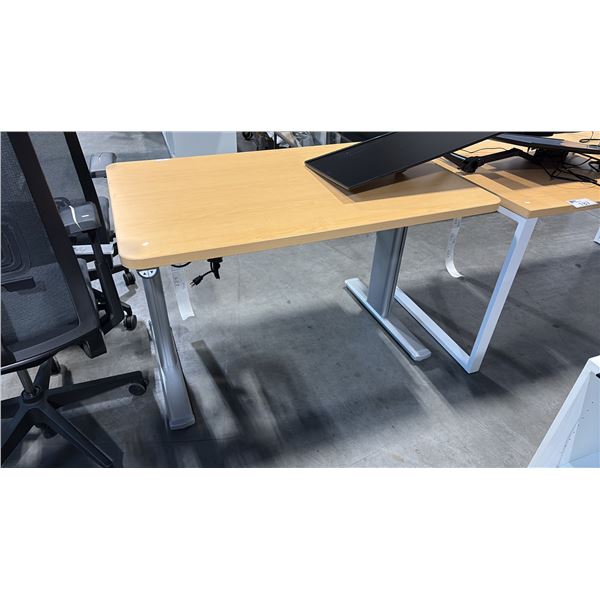 MAPLE SIT/STAND ELECTRIC COMPUTER TABLE 46" X 29"