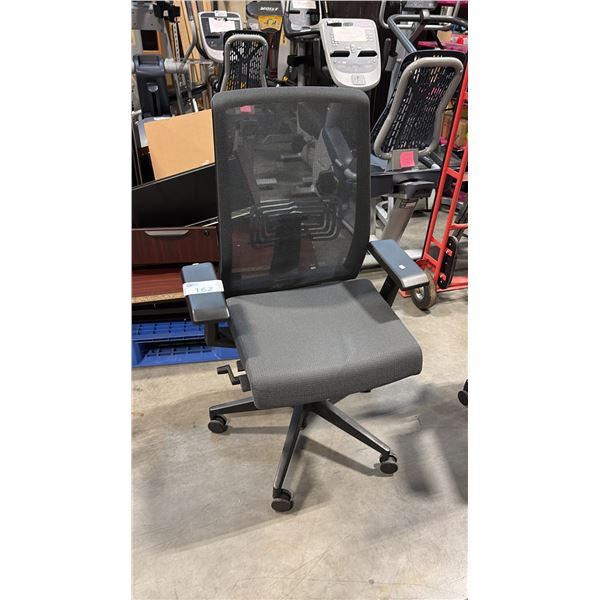 GREY HAWORTH VERY MESH BACK TASK CHAIR