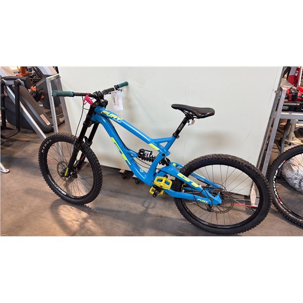 BLUE GT FURY CARBO FULL-SUSPENSION 9-SPEED DOWNHILL (DH) MOUNTAIN BIKE