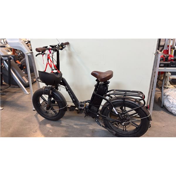 BLACK ET.CYCLE F720 FRONT-SUSPENSION 8-SPEED FOLDABLE E-BIKE  - NO KEY, NO CHARGER