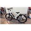 Image 1 : WHITE RIDE QUEST 8-SPEED FRONT-SUSPENSION E-BIKE - NO CHARGER NO KEY