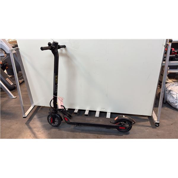 BLACK IZIP ELECTRIC SCOOTER - NO CHARGER