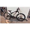 Image 2 : RED/BLACK JAMIS TRAIL X2 FRONT-SUSPENSION 21-SPEED MOUNTAIN BIKE