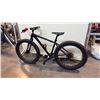 Image 1 : BLACK NORTHROCK FCX 10-SPEED FAT-TIRE BIKE