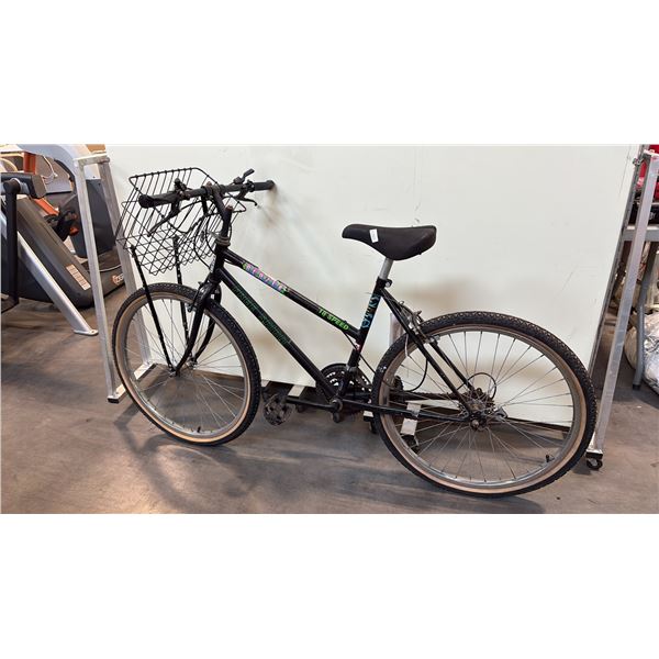 BLACK FREE SPIRIT BLAZER 18-SPEED ROAD BIKE