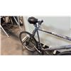 Image 3 : BLACK CANNONDALE 15-SPEED MOUNTAIN BIKE
