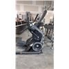 Image 2 : OCTANE FITNESS MAX TRAINER MT8000 COMMERCIAL GRADE STEPPER/CLIMBER
