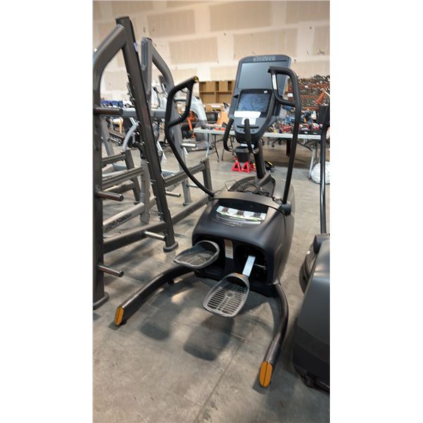 OCTANE FITNESS LATERAL X CALORIE BURN AND MUSCLE ACTIVATION COMBINATION MOTION