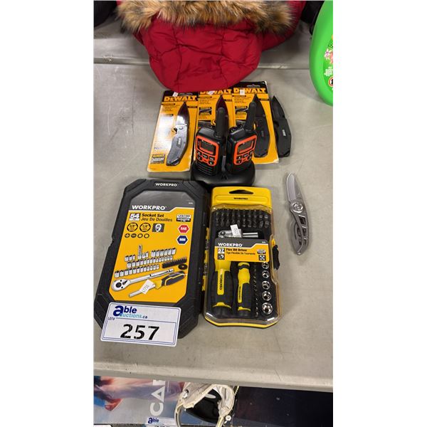 MIXED ITEMS INCL 4 DEWALT FOLDING CARBON FIBER HANDLE POCKET KNIVES, WORKPRO SOCKET SET AND BITS