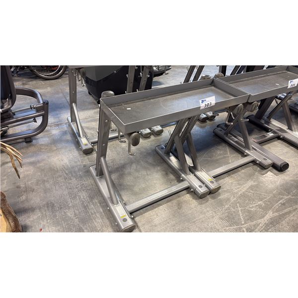 LIFE FITNESS HANDLE RACK