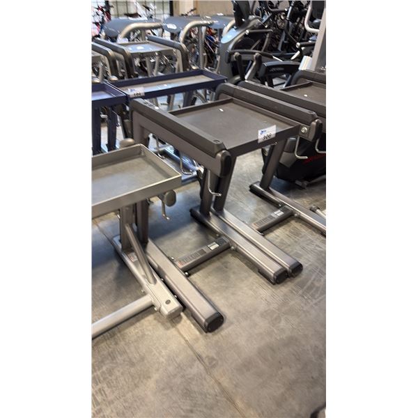 PRECOR HANDLE RACK DISCOVERY SERIES