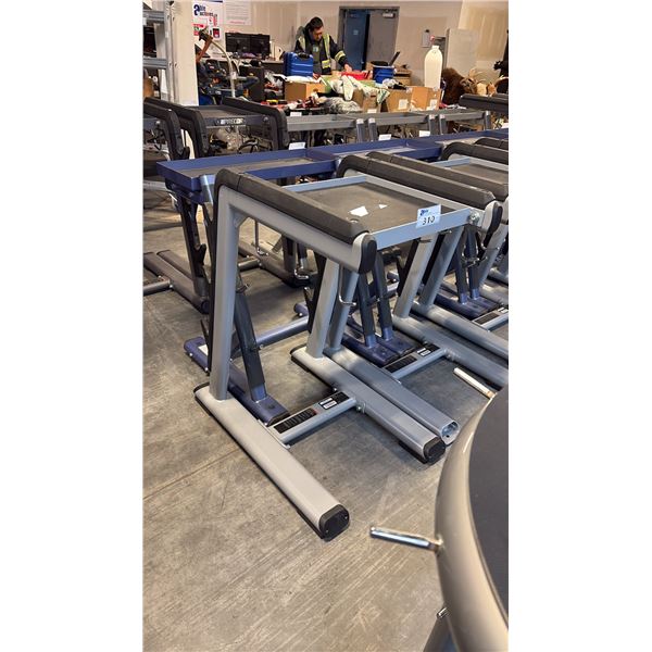 GREY PRECOR HANDLE RACK DISCOVERY SERIES