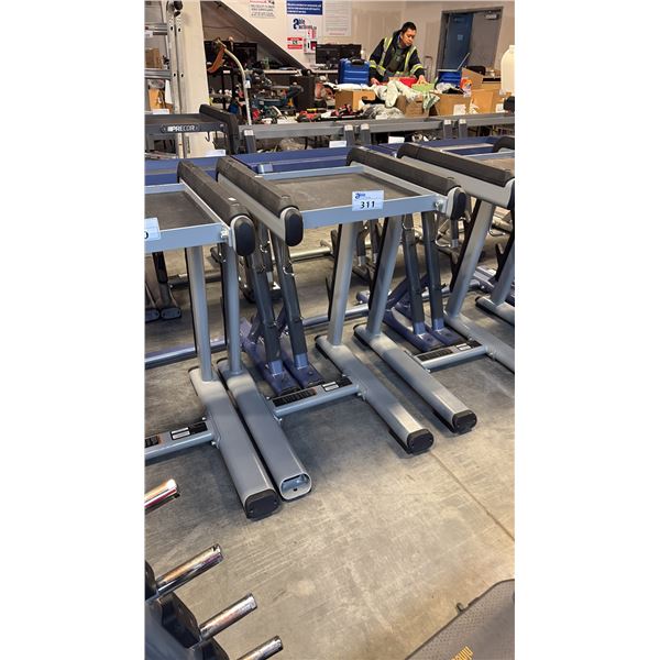 GREY PRECOR HANDLE RACK DISCOVERY SERIES