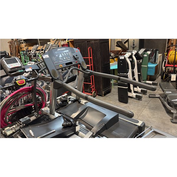 LIFE FITNESS FLEXDECK SHOCK ABSORPTION SYSTEM TREADMILL