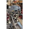 Image 2 : LIFE FITNESS FLEXDECK SHOCK ABSORPTION SYSTEM TREADMILL