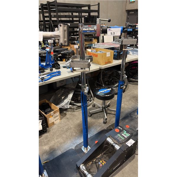 PARK TOOL PRS-3.2 PROFESSIONAL-GRADE, SINGLE-ARM, HEAVY-DUTY BICYCLE REPAIR STAND