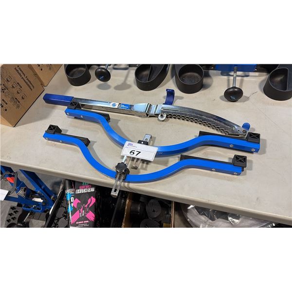 PARK TOOL INCL FFS-2 FRAME/FORK STRAIGHTENER AND 2 WAG-4 WHEEL ALIGNMENT GAUGE TOOLS