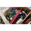 Image 3 : MIXED LOT INCL PARK TOOLS, CASTER WHEELS, BUSHING AND BEARING TOOLS AND MORE