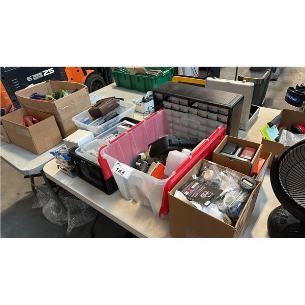 MIXED ITEMS INCL 4 MITUTOYO DIGITAL MEASURING DEVICE, JAGWIRE HYDRAULIC HOSE CUTTER, THH-10/IR-1.3