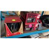 Image 4 : 10 ASSORTED BIKE HELMETS AND ACCESSORIES