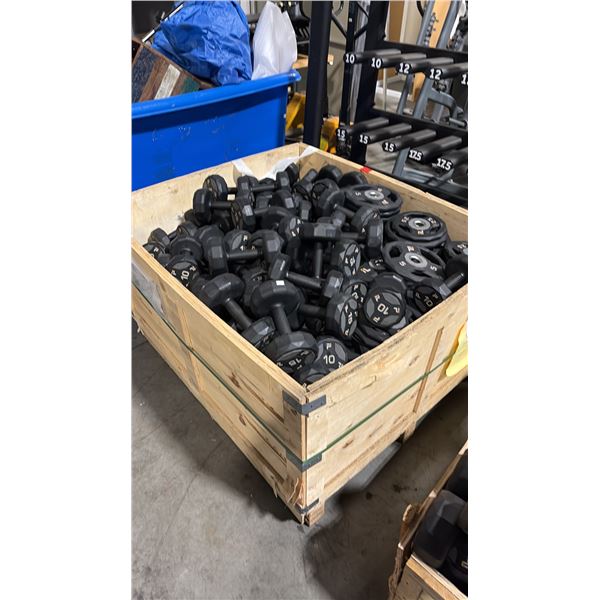 CRATE FULL OF HAND AND PLATE WEIGHTS