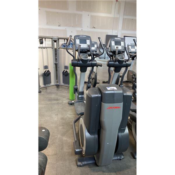 LIFE FITNESS 95XS COMMERCIAL-GRADE ELLIPTICAL TRAINER