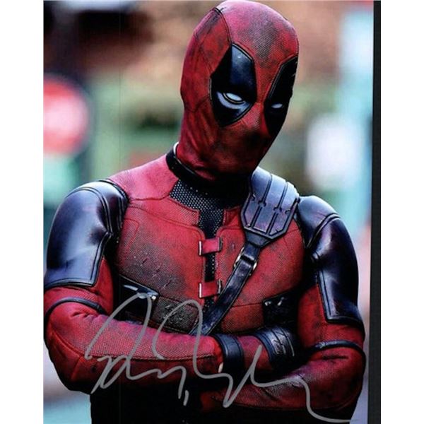 Deadpool Ryan Reynolds facsimile signed photo