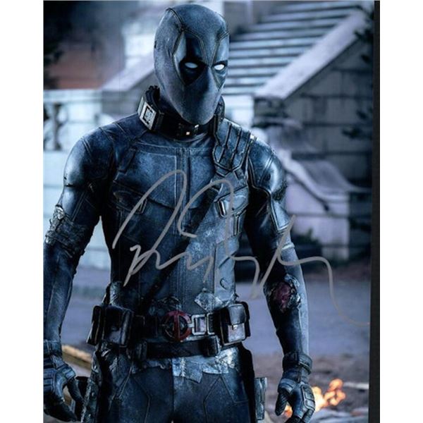 Deadpool Ryan Reynolds facsimile signed photo