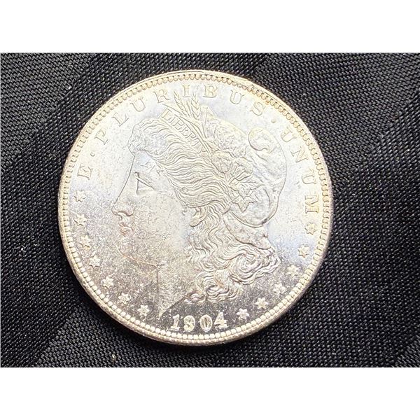 MORGAN SILVER DOLLAR - 1904O