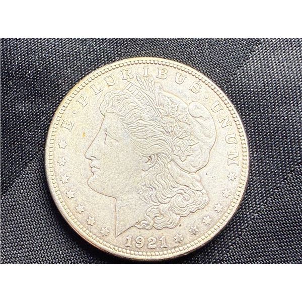 MORGAN SILVER DOLLAR - 1921D