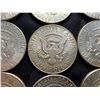 Image 28 : KENNEDY HALF DOLLARS - 1964; LOT OF 18