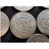 Image 36 : KENNEDY HALF DOLLARS - 1964; LOT OF 18