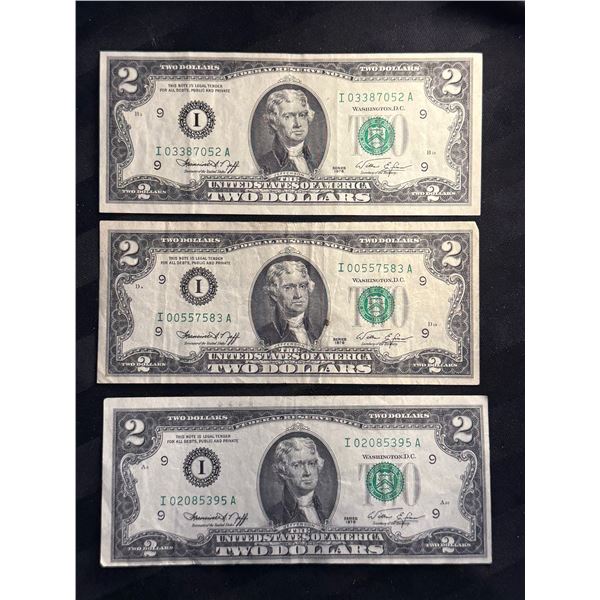 SERIES 1976 $2 BILLS; LOT OF 3